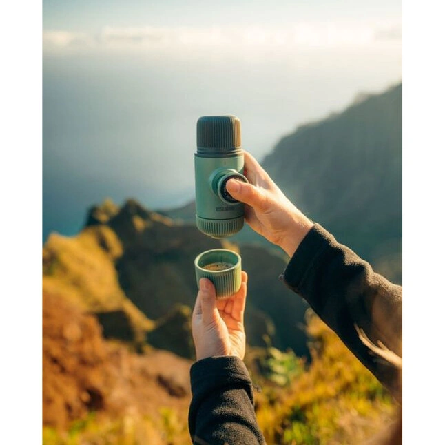 Портативная эспрессо-кофеварка Wacaco Nanopresso зеленая с чехлом — Photo 9