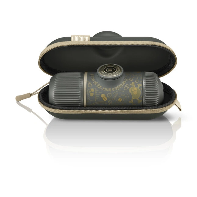 Портативная эспрессо-кофеварка Wacaco Nanopresso темно-серая с чехлом — Photo 3