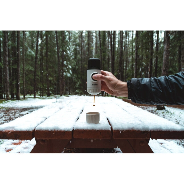 Портативна еспресо-кавоварка Wacaco Nanopresso біла з чохлом — Photo 4