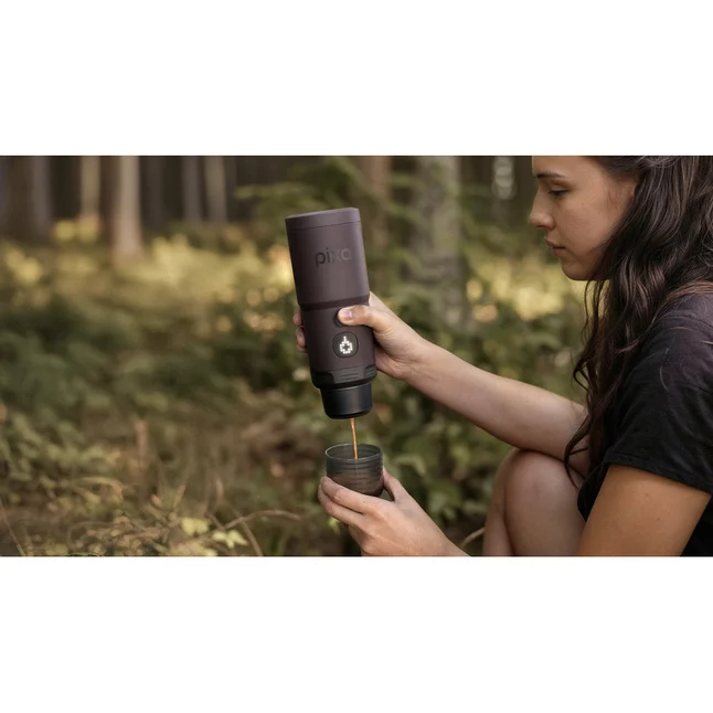 Портативна електрична еспресо-кавоварка Wacaco Pixapresso для меленої кави та капсул, червона — Photo 15